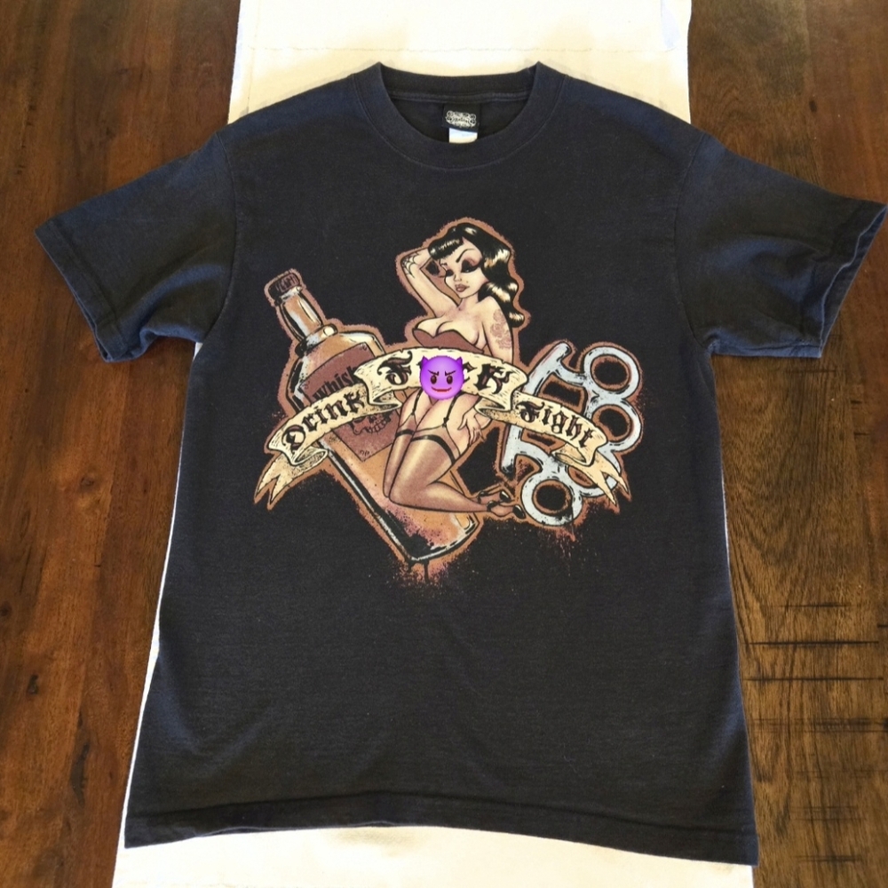 90s Vintage Felon Clothing Co. Shirt size Small